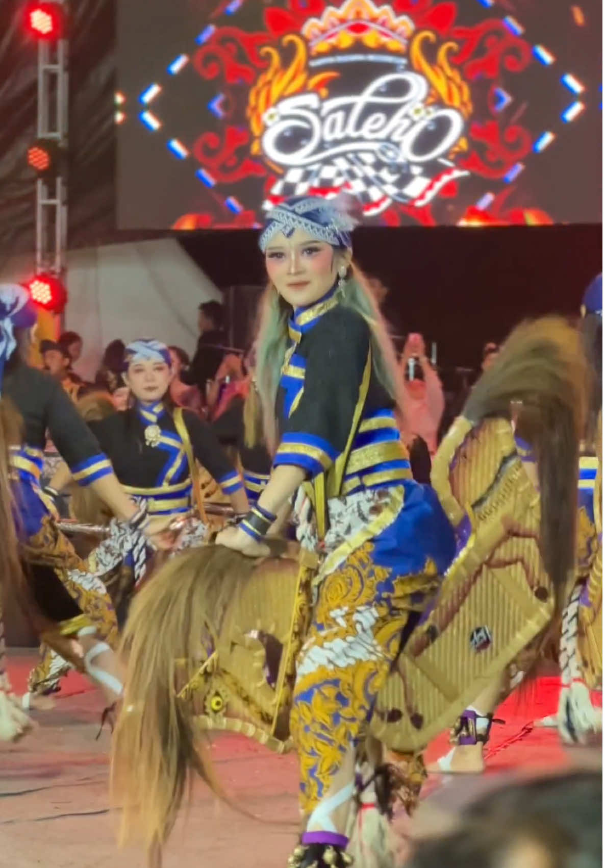 @𝐦𝐚𝐫𝐬𝐡𝐚𝐲𝐚𝐧𝐠 @𝐀𝐗𝐂𝐄𝐋𝐌𝐀𝐑𝐓𝐒𝐀𝐍𝐃𝐀 Kembali di Warok Nyai Bendolegi @Saleho Karya Budaya ID Gor Hargobinangun Pakem #salehokaryabudayaindonesia #saleho #nyaibendolegi #waroksaleho #marshayang 