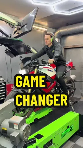 ITS ALL ABOUT THE FIZZ 🤣 More power is great and good to prove engine health but is a by product of correcting fuelling making the bike not only run cooler but also smoother and more fun 👌 #bmw #s1000r #bikelife #motorcycle #cobra @CobraExhausts @Blackwidowexhaust @bmws1000rclub @S1000R 
