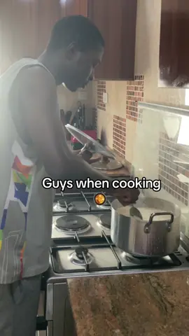 Nothing go touch ground 😅😂 #goviral  #nigeriatiktok🇳🇬🇳🇬🇳🇬 #foryoupage #fypシ゚viral #tiktokviral 