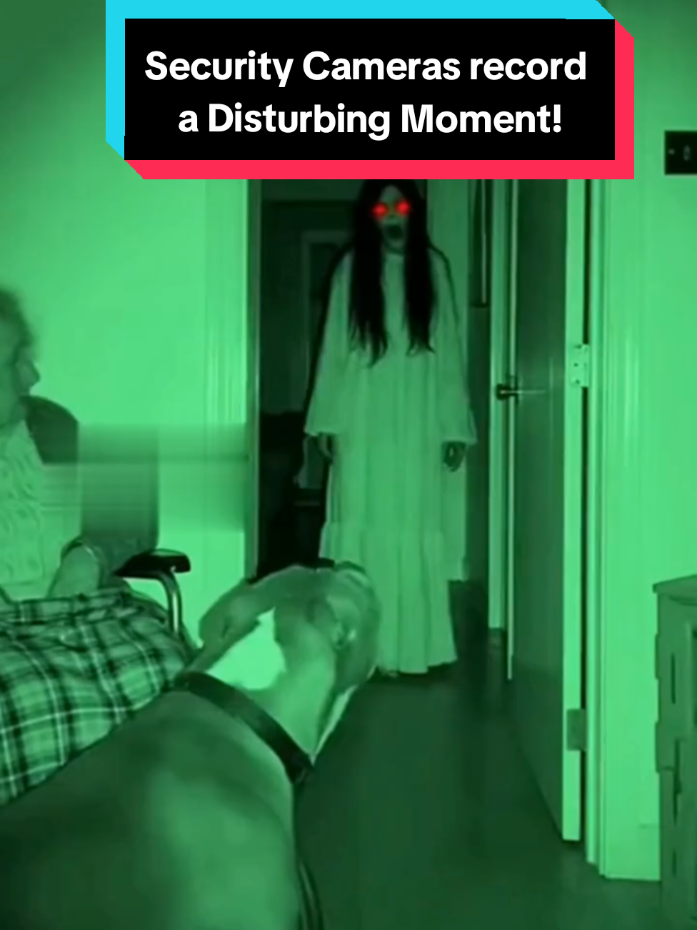 Security Cameras record a disturbing moment! #horror  #paranormal  #spookysightings  #creepy 