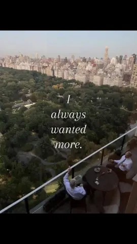 to pursue fashion in nyc🩵 #nyc #fashion #ialwayswantedmore #moodboard #newyorkcity 