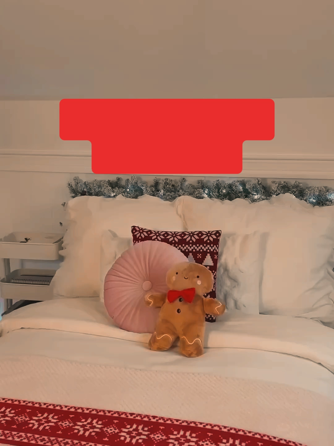 the serotonin levels when this song comes on >>> #christmas #letitsnow #deanmartin #Christmas