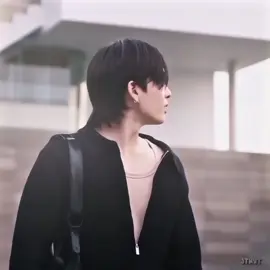 my boy was judging hard and he was right  #santapp #santappedit #meandtheeseries #tawanaran #gmmtvboys 