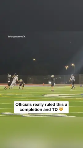 After deliberation, referees ruled this a touchdown in this Texas high school football game.  (🎥: bybryanramos/X, Hudl) #texashighschoolfootball #witchcraft