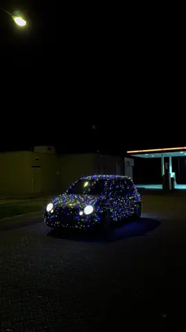 6 uur en een boete van 200 euro verder maar dan heb je wat😂😭 #viral #cars #lupo #volkwagen #christmascar 