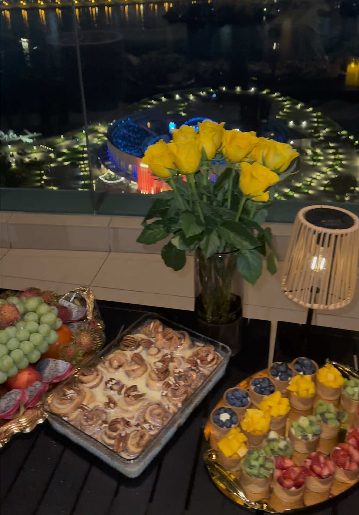 جوي واجوائي 💚👌🏻 @Rorxmr #حفلة_ادم_ومروان_خوري #مسرح_المجاز  