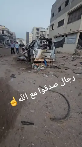 القائد المغوار #الشهيد علاء الحديدي ارتقى اثر غاره إسرائيلية غادره وخرق وقف إطلاق النار عاداتهم الغدر والخيانه 