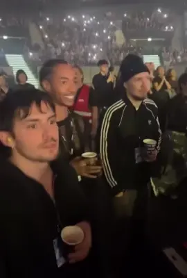 Always supportive 🥰 #omarrudberg #fyp #viral #parati #fördig @OMAR  On X 