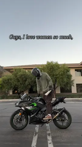 Taking gf applications ahaha #biketok #BookTok #bikerboy #girlfriend 