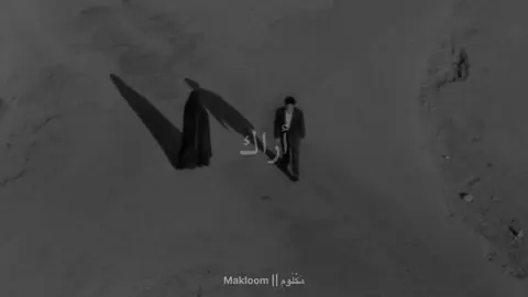 وأسأل نفسي ترى ما الغياب؟ بعاد المكان.. وطول السفر! .. #حب #بدون_موسيقى #قصيدة #شعر 