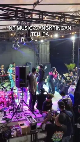 @NR MUSIC  @angkringan.tehita   Petcahhhhhhh  #noviarozma #viral #bajidor #viral #fyp 