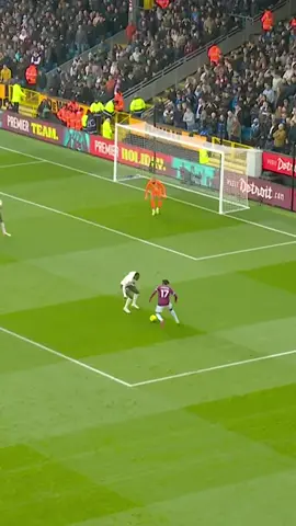 The highlights from today’s fixture against Chelsea 📺 #BurnleyFC #football #PremierLeague 