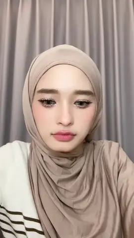 dulu di selingkuhin sekarang jadi selingkuhan#inararusli #beritaviral #foryou #viralvideo 