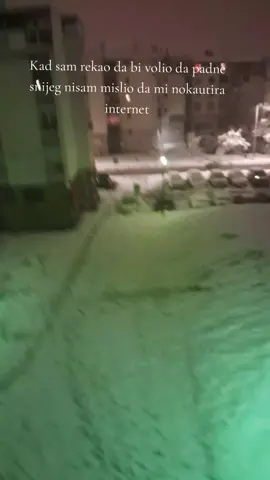 #fyp #snow  dabogda se vratio internet