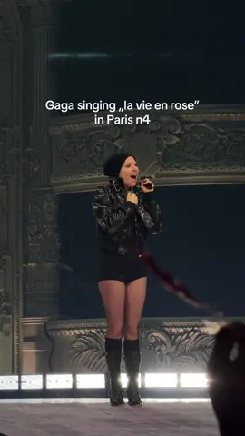 Gaga singing „la vie en rose” in Paris  #ladygaga #encore #lavieenrose 