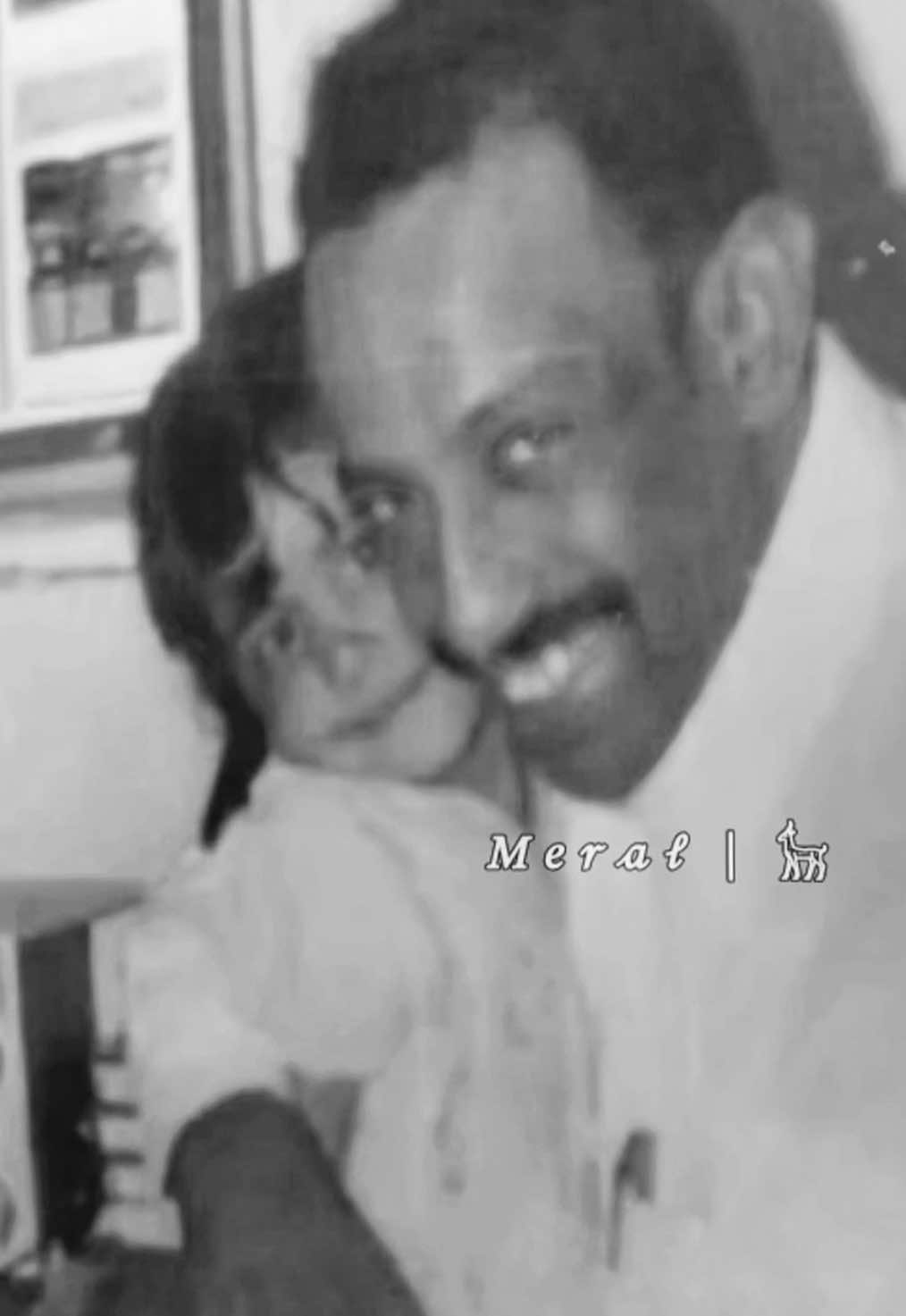 يا قمر نص الشهر ليلك مصيف باسطٍ نورك على كل الديار لا حشى و الله ما جاء لك وصيف في جميع البيض يا رمز الوقار  القمر لي جاء الفجر نوره يهيف و أنت نورك ساطعٍ  وضح النهار . #9 #فهد_بن_سعيد #شعبي #وحيد_الجزيره #لك_على_وضح_النقى_حب_شريف 