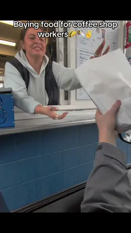 One of them was starving🙏 #coffeetiktok #food #hungry #fyp 