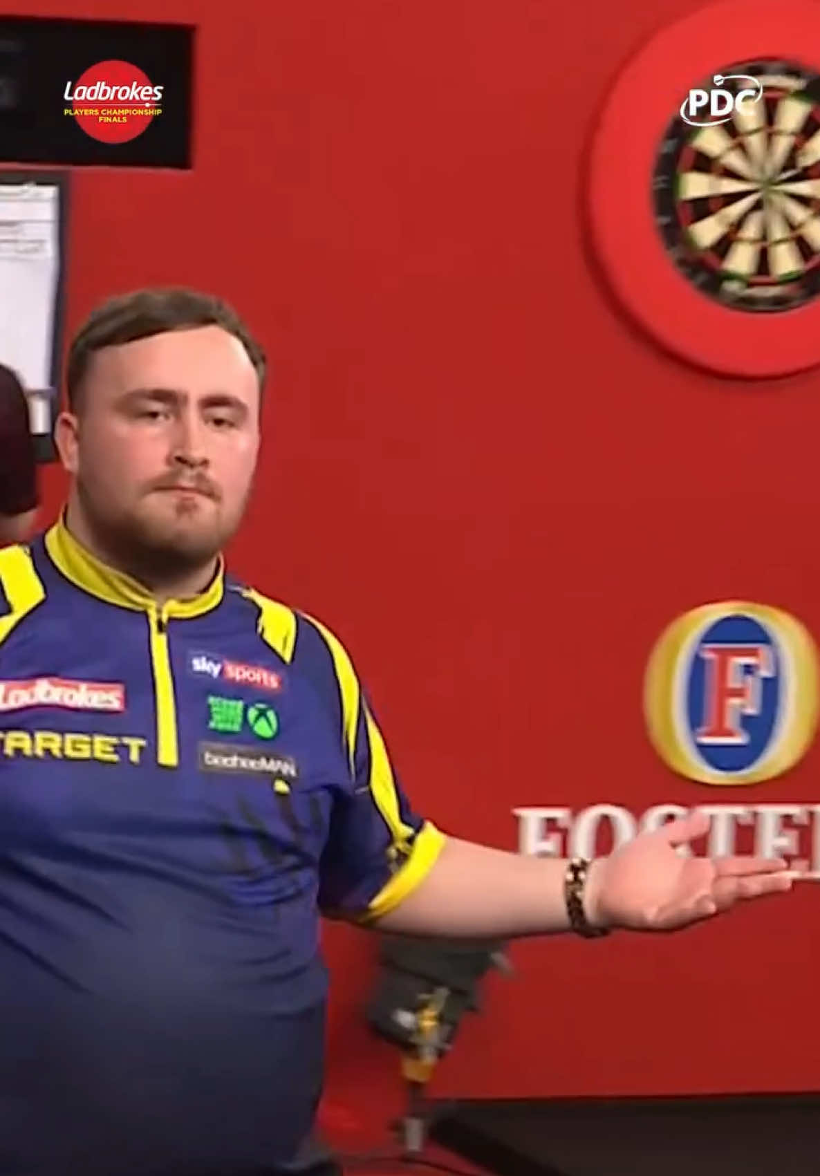 🎯🫡 #fyp #darts #viral_video 