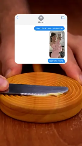 Mom can I get a babysitter? #textingstory #storytime #reddit 