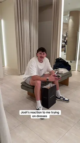 Not him at the end explaining that “this is the dress”