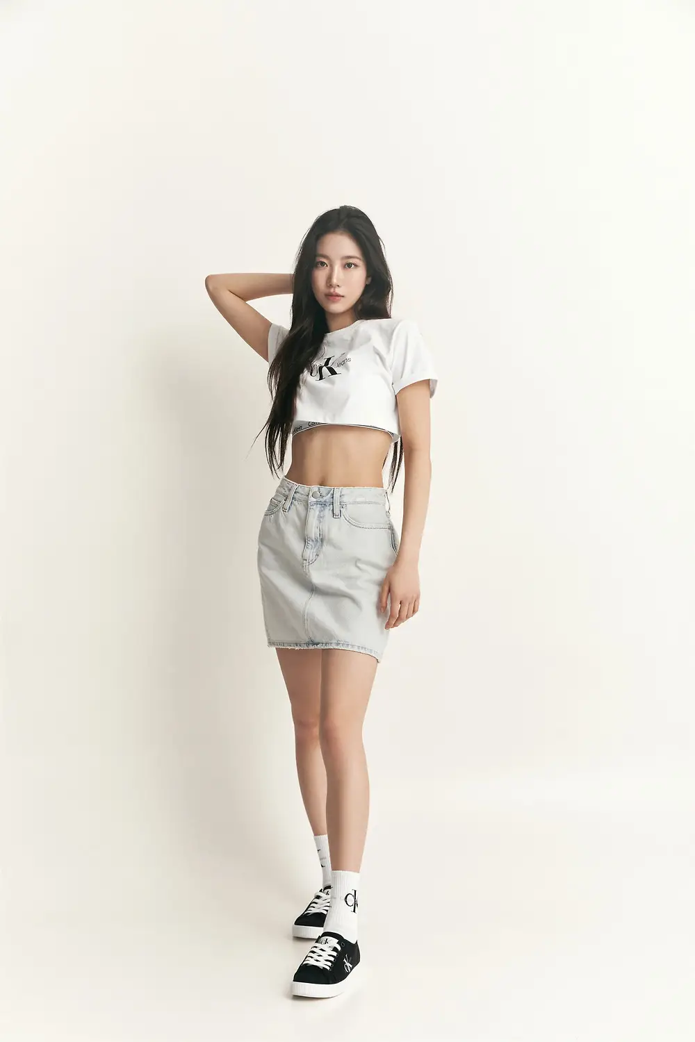 카즈하 (르세라핌) 캘빈클라인 화보 #lesserafim #르세라핌 #sakura #chaewon #yunjin #kazuha #eunchae #사쿠라 #채원 #윤진 #카즈하 #은채 #felizdiadelhombre #pirlo #mymom #pakvszim #cmaawards #omarchaparro #gratitudejournal #pirlo420 #erupsigunungsemeru #gunungsemeru #kewanitaan #beatitup #vaselinelotion #airmatamualaf #daesang #tiktokawards2025