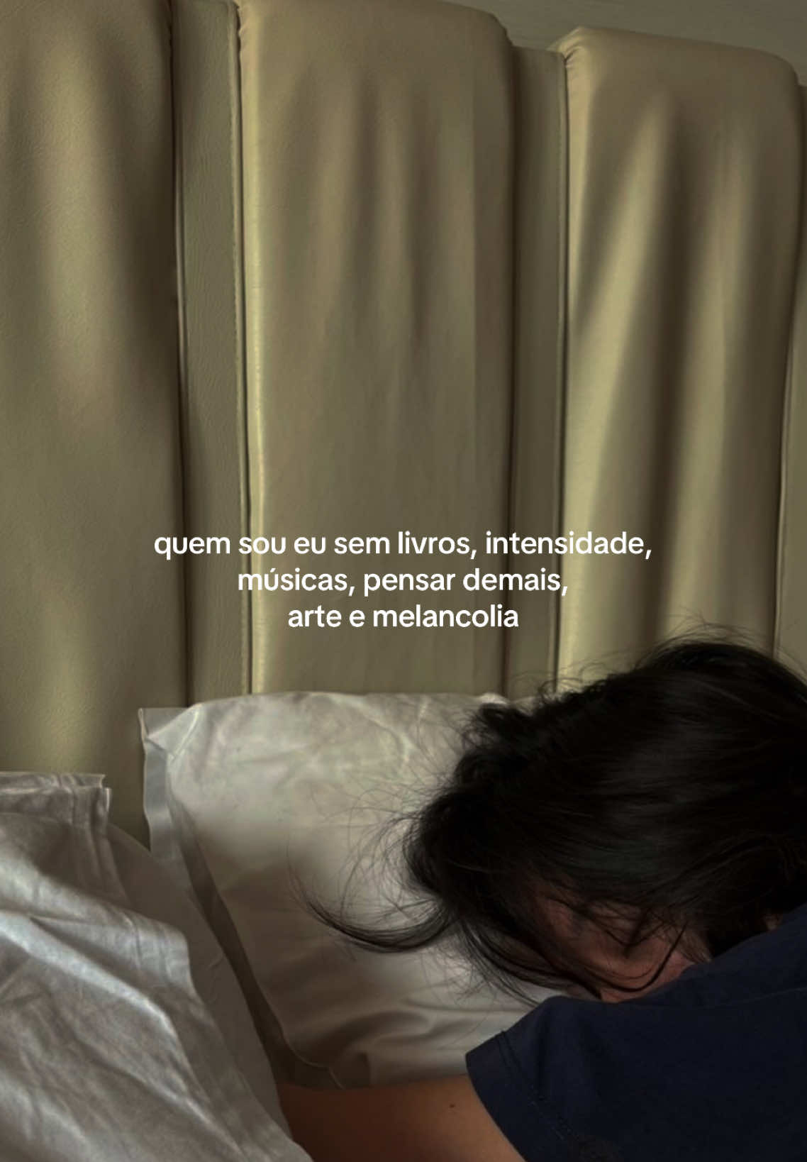 quem sou eu sem isso? #melancolia #girls #aesthetic #fouryou 