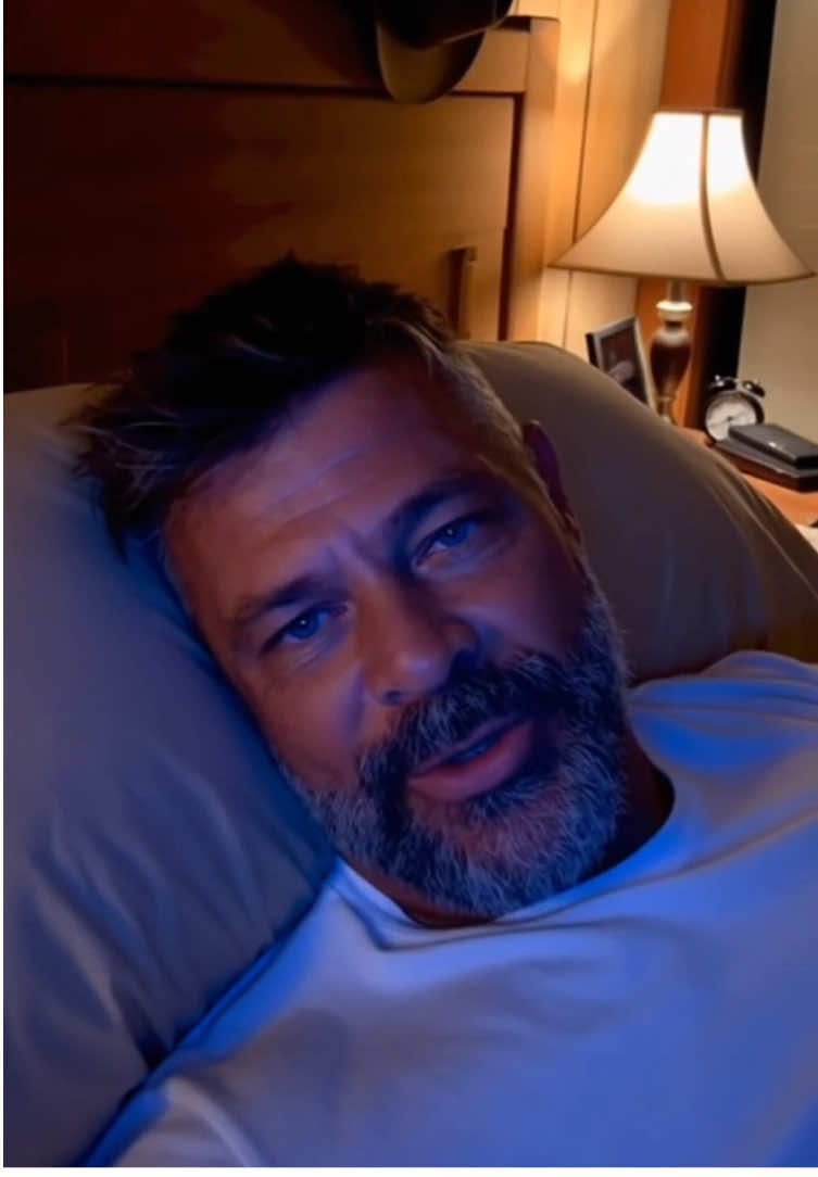 Boa noite #fy #fazendeiro #homem #vidanaroça #soltera 