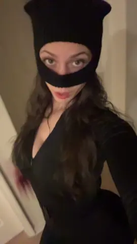 worst 2022 selina kyle u ever saw #fyp #catwoman #selinakyle #cosplay #comiccon