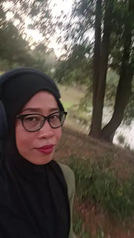 #sejenisniza #briskwalk #feelingblessedneverstressed #sundaybest #changeishardatfirst