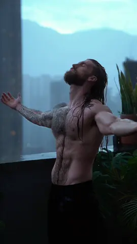 Where have you been ? 🌧️ #vikings #cavagno #longhair 