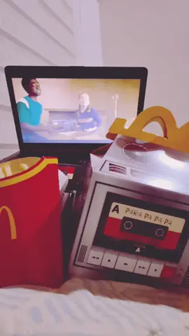 menú de #strangerthings  de McDonald's 🤤🤤