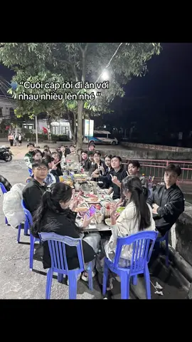 Đông đến rồiii các lớp đã đi ăn lẩu nướng với nhauuu chưaaaaaaa⁉️