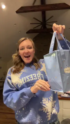 Don’t fall for the bag 🧁 #nothingbundtcake #cake #bundtcake #relateable #MomsofTikTok 