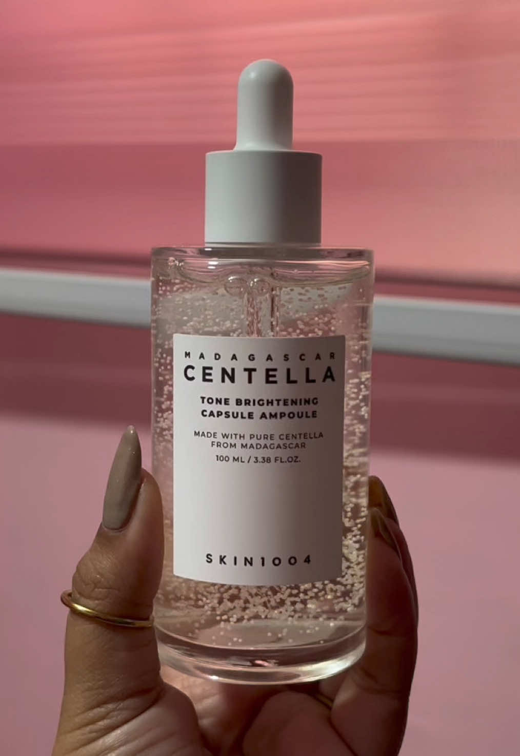 tone-brightening capsule ampoule for instant glow and smoother, clearer skin 🤍✨ @skin1004philippines #skin1004 #skin1004tonebrighteningcapsuleampoule #tonebrighteningcapsuleampoule #brighteningampoule #madagascarcentella 