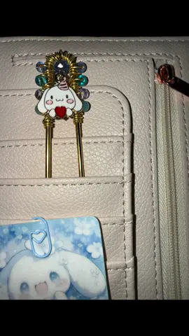 I will take a select amount of custom orders for paper clips, Charmed Binder Rods and Charmed Binder Forks. If you’re looking for something more specific. And then create a Etsy listing for you when items have been made. #cashstuffingcommunity #budgetbinder #stationary #paperclips #bookmarks 