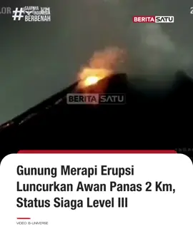 Gunung Merapi di perbatasan Boyolali, Jawa Tengah dan Sleman, Daerah Istimewa Yogyakarta dilaporkan mengalami erupsi dan meluncurkan awan panas pada Jumat (21/11/2025) malam. Badan Geologi Kementerian ESDM mencatat erupsi terjadi pada pukul 21.23 WIB dengan estimasi jarak luncur 2 kilometer. Hingga kini, merapi pada status Siaga (Level III).⁣ ⁣ Update berita selengkapnya di BeritaSatu TV, BeritaSatu.com, dan YouTube BeritaSatu!⁣ ⁣ #BeritaSatu #SaatnyaIndonesiaBerbenah #ErupsiMerapi #GunungMerapi 