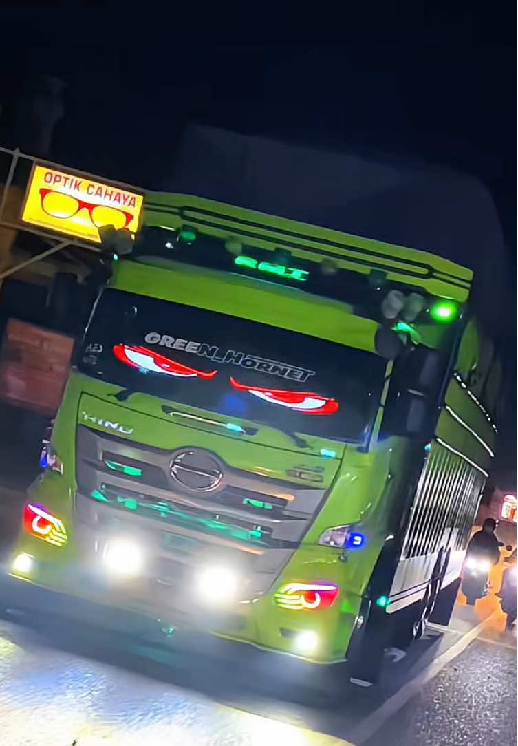 #greenhornet #stylesumbar #hino500 #fyp #rmtgroup 