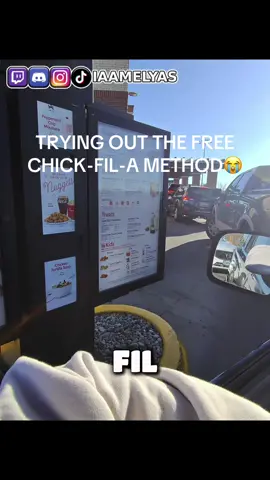 This person got us so much food😭 #viral #fyp #iaamelyas 