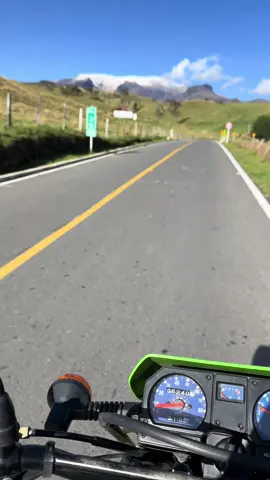 Ruta nevados en kawasaki kmx Murillo-nevado Ruiz   Viajando en 2 tiempos #nevado #murillo #nevadodelruiz #rutanevados #colombia ruta más hermosa Colombia 