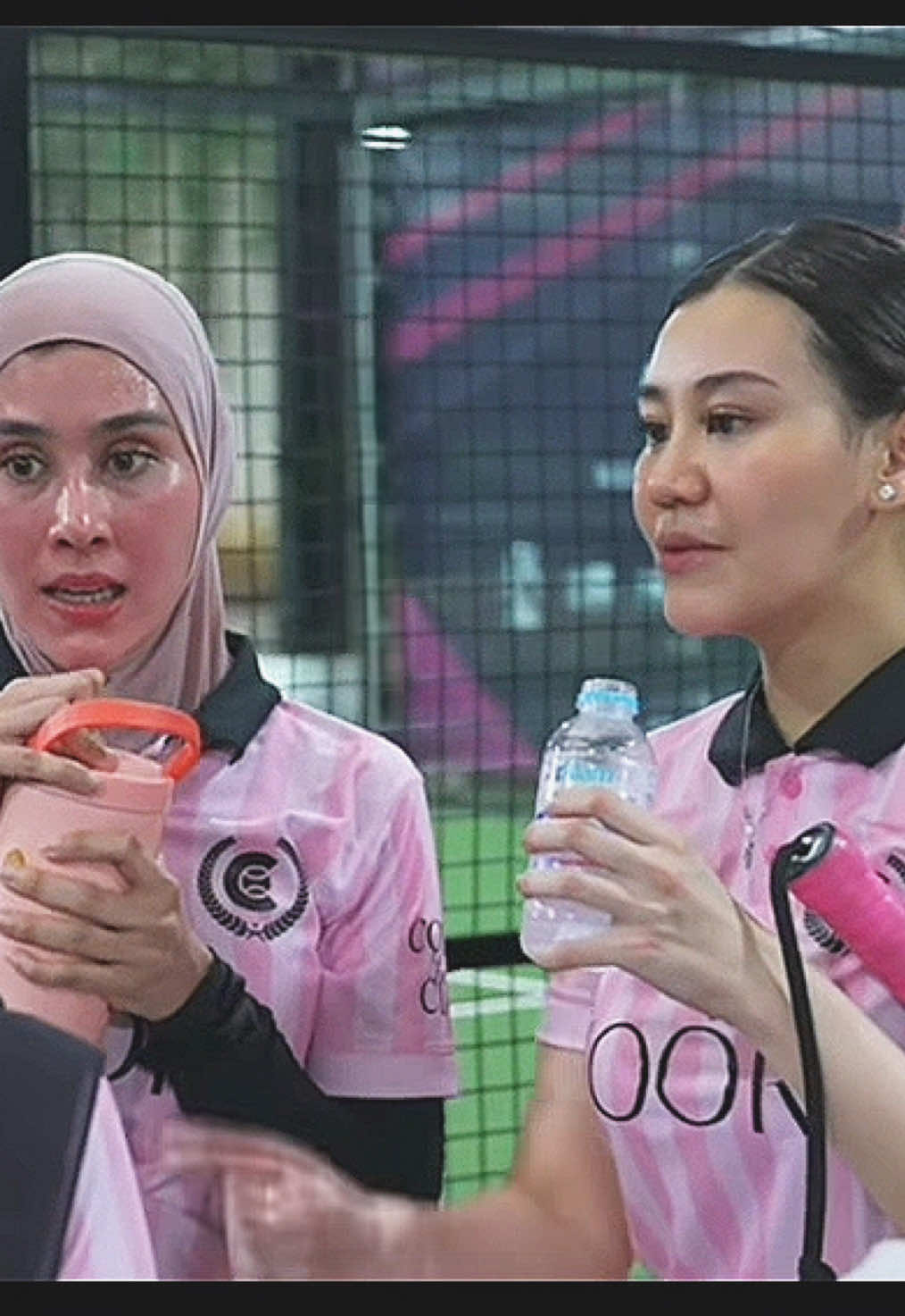 aaliyah x syahnaz. semangat kalian tetap keren 🥰🩷🖤 #aaliyahmassaid #syahnazsadiqah #fyp #fypviraltiktok🖤シ゚☆♡ #viralvideo 