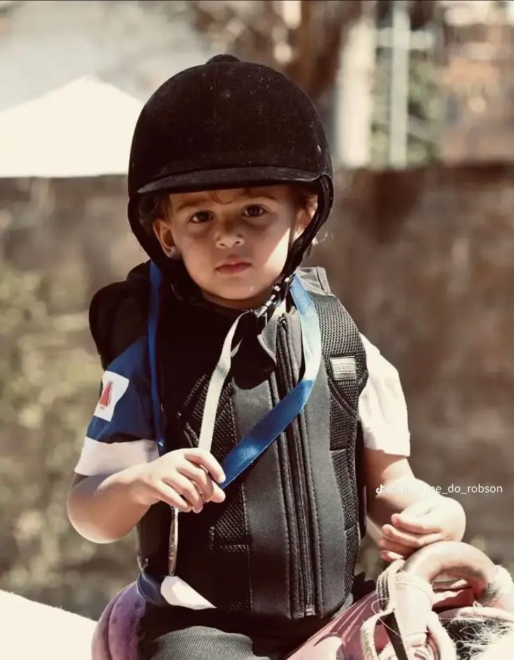 aqui mãezinha!¡@@- @` 𝐁ellah !¡😽💜 