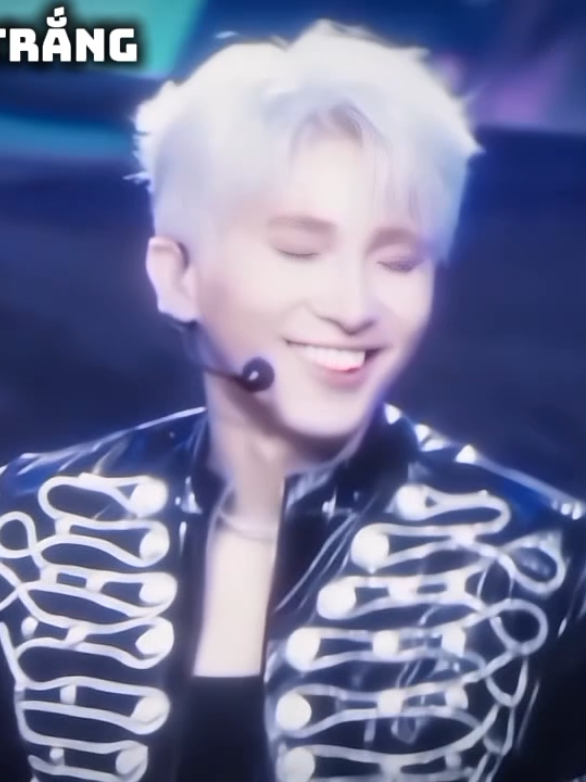 để đen hay trắng đều đẹp dữ thần  #anhtraisayhi2025 #xh #sonk 