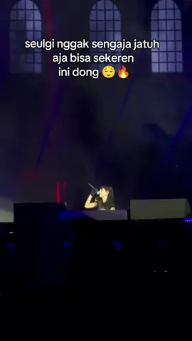 seulgi kalau udah mode diatas panggung sekeren dan se profesional ini dong!!! MY DIVA KANG SEULGI!!!! 😌🔥 #SEULGI #REVELUV #seulgiredvelvet #fyp  #kpopviral 