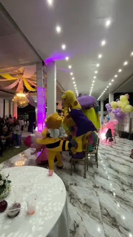 parece que están en drogas