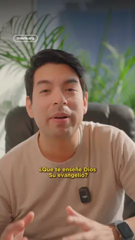 Pobre Leo, a veces se desconcentra recordando a su ex…  #ex #pipipi #humorcristiano #humor 