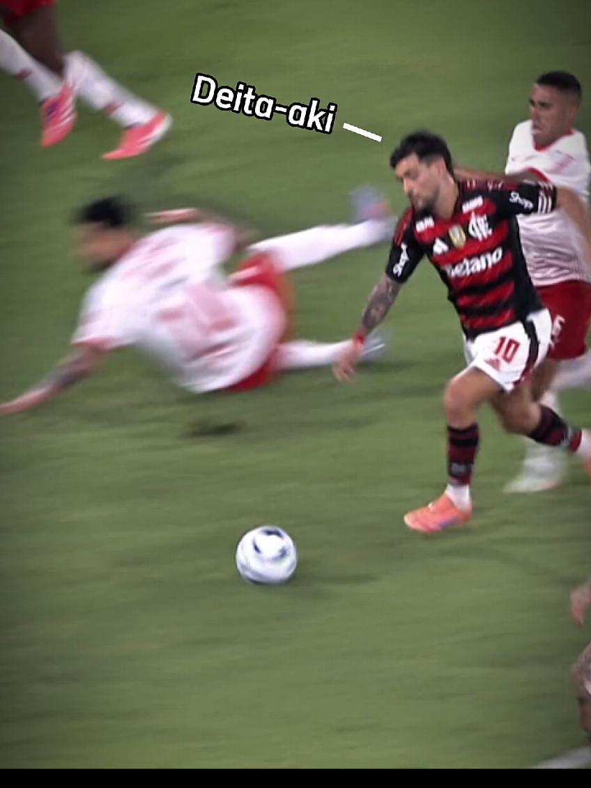 Deita-aki arrasca ☠️🤪.. #flamengo #flamengosempre #arrascaeta 
