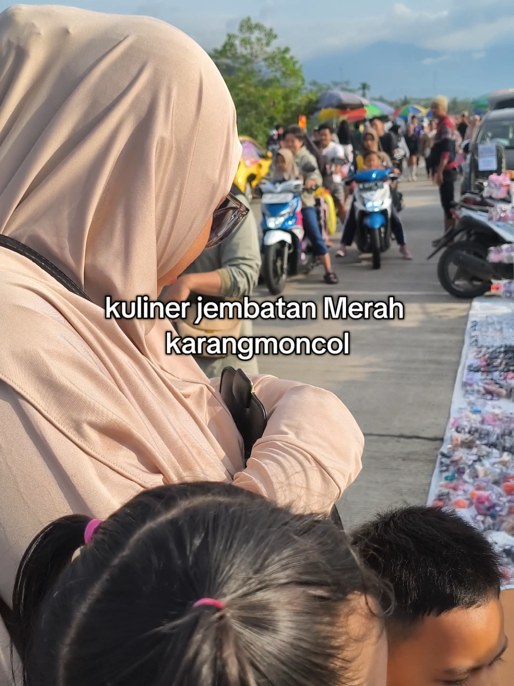 yang belum pernah kesini cobain ramene poll ngungkuli wong mbojo #cfdjembatanmerah #cfd #karangmoncol 