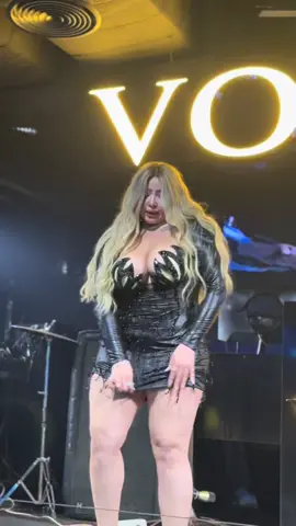 سوبر ستار الرقص الشرقي #بوسي في اقوي حفلات VOLT Lounge 