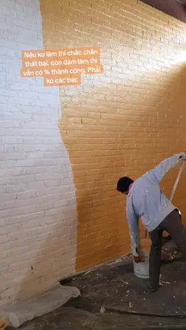 E sinh ra tại 1 vùng quê lúc đó gọi là nghèo. Năm 2015 e học nghề chăm sóc chó mèo cảnh bị cả họ phản đối vì ở quê nghèo làm gì có ai nuôi chó mèo ảnh mà học. Nhưng e chọn lựa đi ngược lại cái mà cả họ nói. năm 2025 sau 10 năm kiên trì thì cả họ nói rằng e đã chọn lựa đúng. ở quê e hiện tại 10 nhà thì khoảng 9 nhà nuôi chó mèo mà đều muốn bsty đến nhà chăm sóc cho chó mèo của họ. #nhàdep #sơnkova #cầuthang #nộithấtnhàđẹp #sơnnhadep 