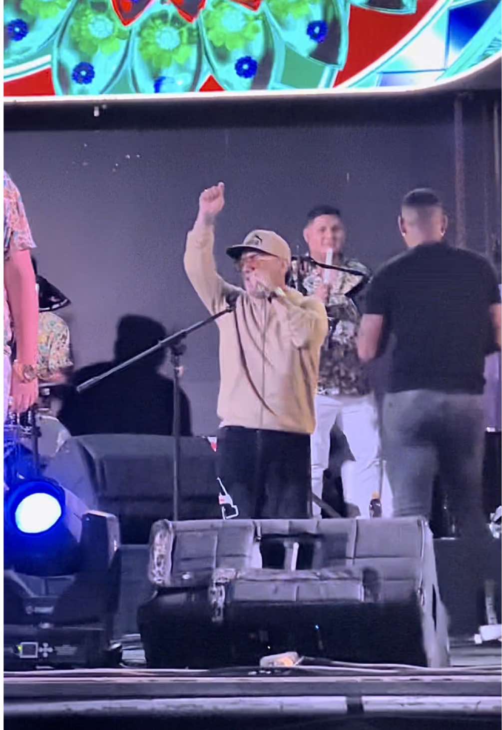 #letrasdecanciones #chacalonjr #parati 